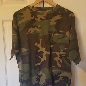 Redhead Camo Tee with front pocket